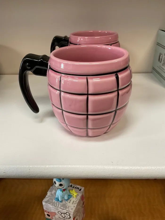 grenade mug pink Up4Drea Vibrators