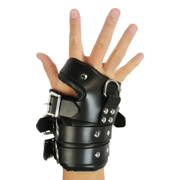 Strict Leather Restraints Strict Leather Four Buckle Suspension Cuffs Strict Leather Restraints Strict Leather Four Buckle Suspension Cuffs