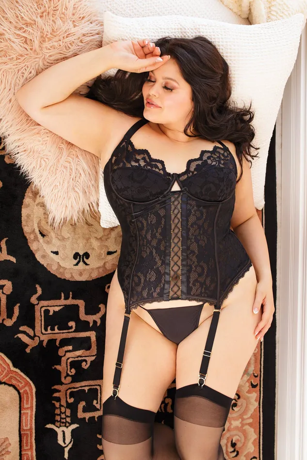 Coquette Couples Coquette 22121X Lace Bustier